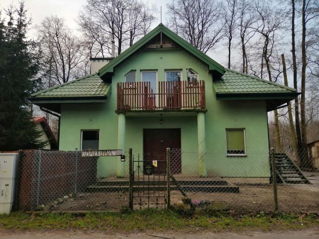 dom wolnostojący, 6 pokoi Jaroszowa Wola, ul. Działkowa. Zdjęcie 1