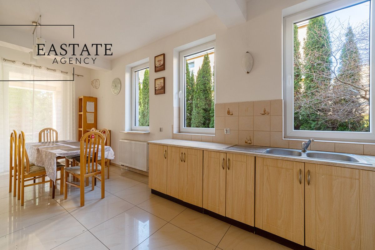 bliźniak, 9 pokoi Warszawa Wawer, ul. Wał Miedzeszyński. Zdjęcie 4