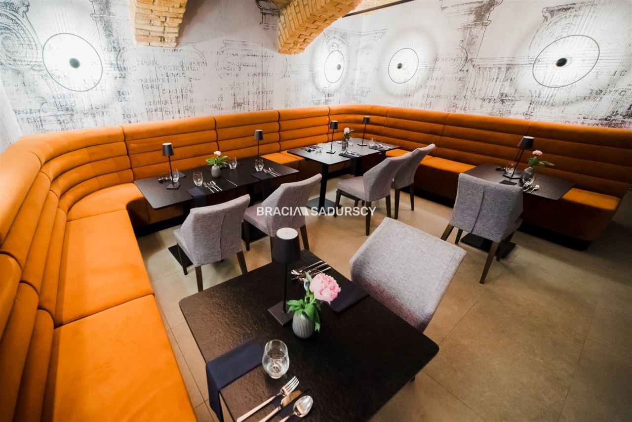 kamienica, 7 pokoi Żywiec, rynek Rynek. Zdjęcie 9