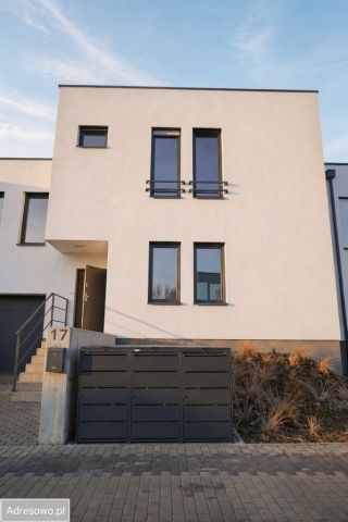 dom szeregowy, 4 pokoje Żernica. Zdjęcie 1