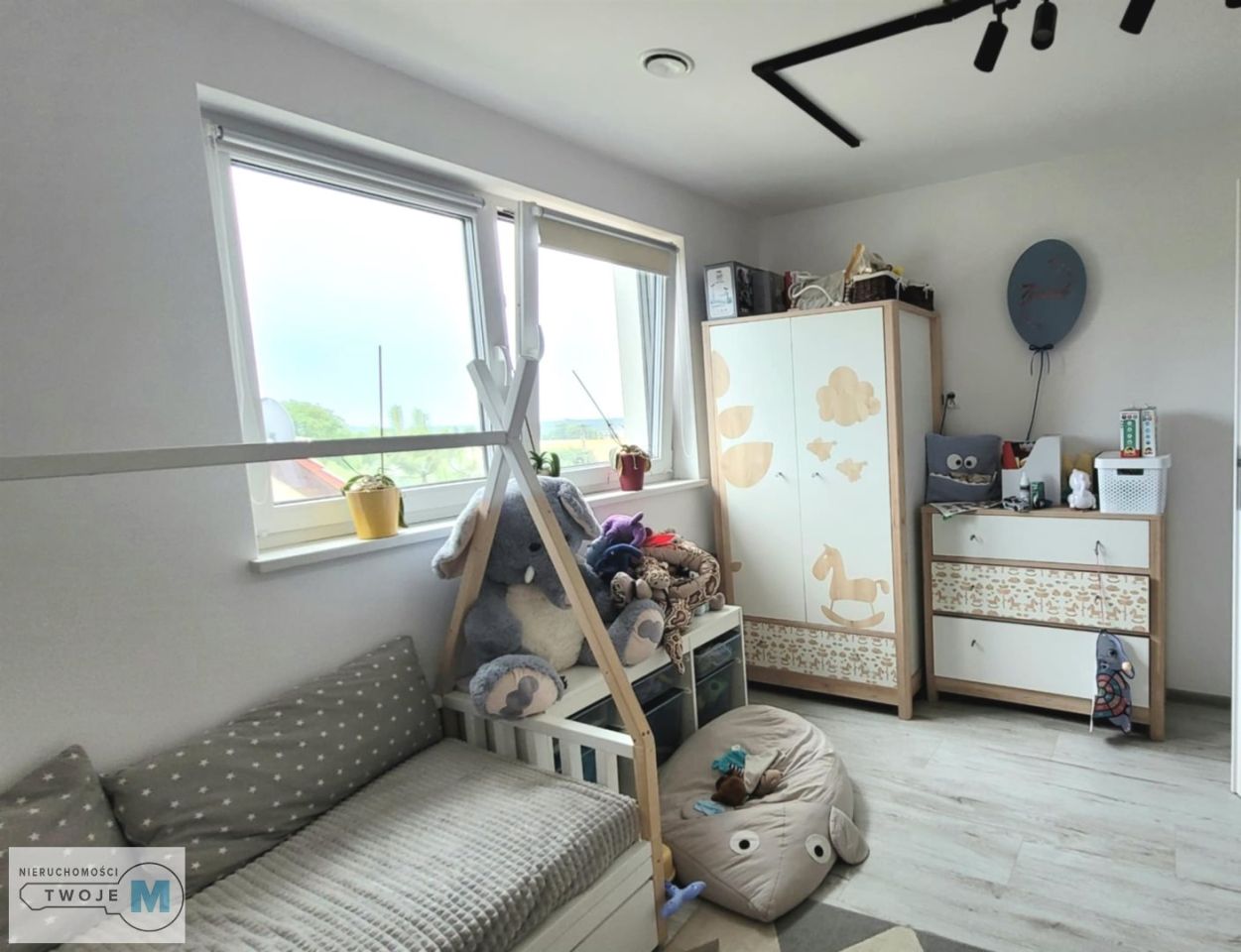 dom wolnostojący, 4 pokoje Oblęgór. Zdjęcie 7