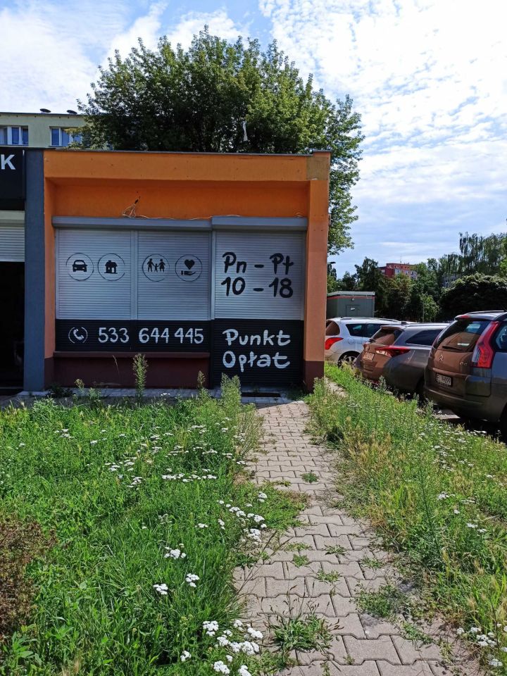 Lokal Łódź Retkinia, ul. Heleny Marusarzówny. Zdjęcie 6