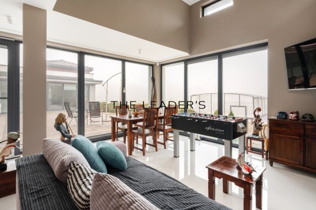 dom wolnostojący, 8 pokoi Kampinos. Zdjęcie 15