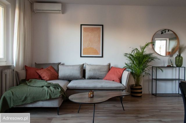 Mieszkanie 4-pokojowe Warszawa Gocław, ul. Dedala. Zdjęcie 1