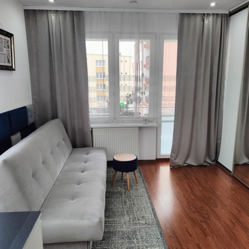 Mieszkanie 3-pokojowe Świnoujście Centrum, ul. Jarosława Dąbrowskiego. Zdjęcie 3