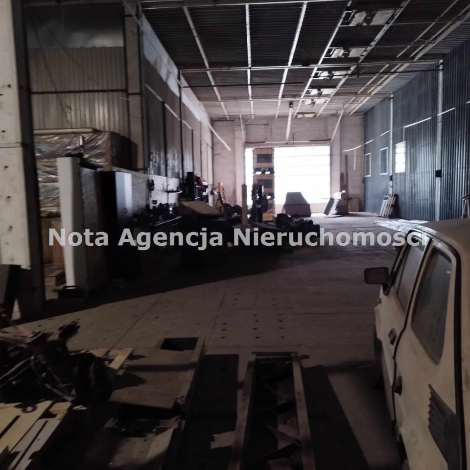 Hala/magazyn Wałbrzych Piaskowa Góra. Zdjęcie 6