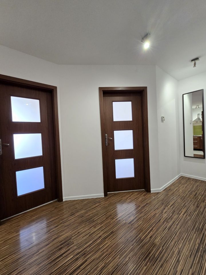 Mieszkanie 2-pokojowe Kraków Stare Miasto, ul. Halicka. Zdjęcie 3