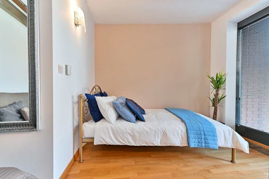 Mieszkanie 2-pokojowe Kraków Stare Miasto, ul. Szlak. Zdjęcie 3