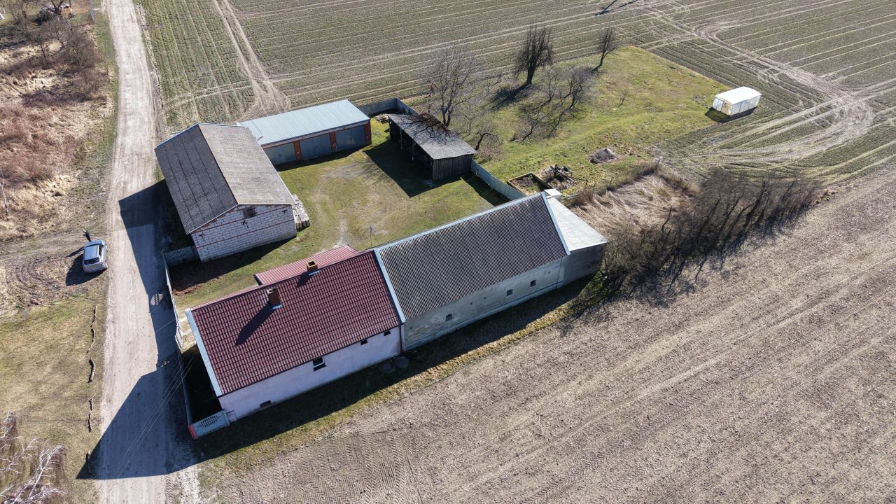 gospodarstwo, 3 pokoje Garbce. Zdjęcie 2