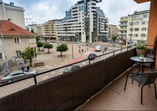 Mieszkanie 2-pokojowe Gdynia Śródmieście, ul. Świętojańska. Zdjęcie 1