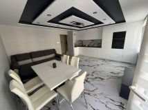 Mieszkanie 4-pokojowe Płock Podolszyce, ul. Krzysztofa Kamila Baczyńskiego. Zdjęcie 1