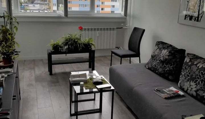 Mieszkanie 3-pokojowe Dzierżoniów, Os.Jasne