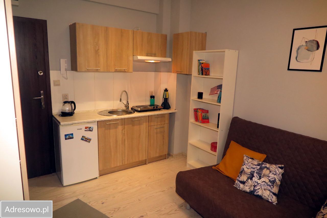 kamienica, 12 pokoi Warszawa Włochy, ul. Bolesława Chrobrego. Zdjęcie 13