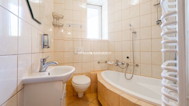 bliźniak, 6 pokoi Kokotów. Zdjęcie 17