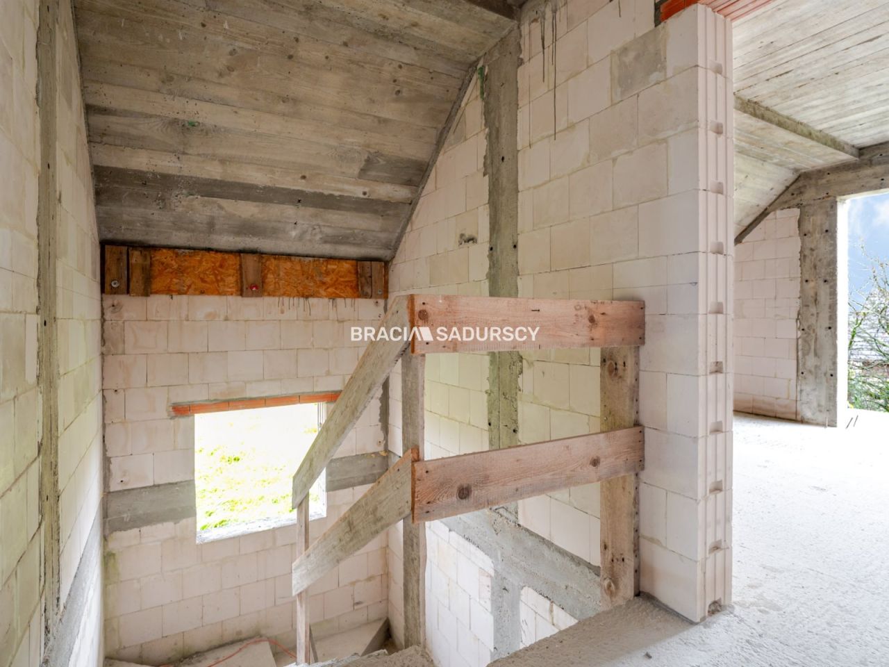 dom wolnostojący, 4 pokoje Bębło, ul. Lasek. Zdjęcie 14