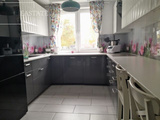 dom szeregowy, 6 pokoi Kobyłka, ul. Wesoła. Zdjęcie 3