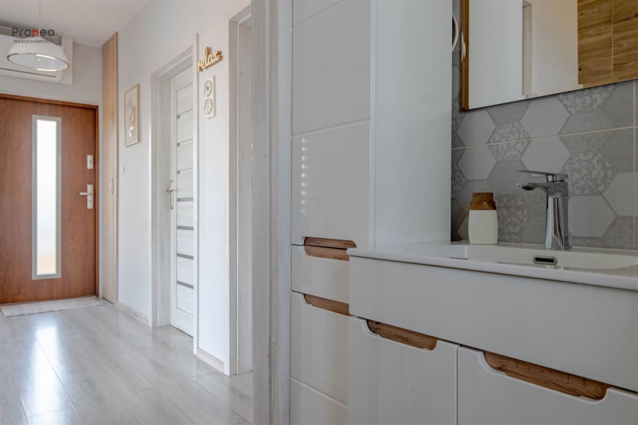 dom wolnostojący, 3 pokoje Brzezie. Zdjęcie 19