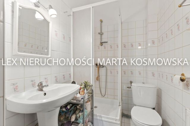 dom wolnostojący, 11 pokoi Owczarnia. Zdjęcie 6