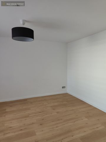 dom wolnostojący, 7 pokoi Toruń Stawki, ul. Sygnałowa. Zdjęcie 20