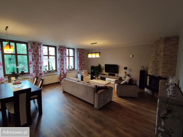 Mieszkanie 4-pokojowe Bytom, ul. Stanisława Olejniczaka. Zdjęcie 1