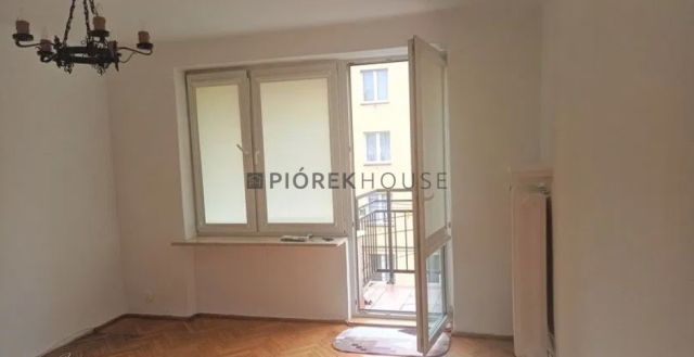 Mieszkanie 2-pokojowe Warszawa Ursus, ul. Karola Adamieckiego. Zdjęcie 1