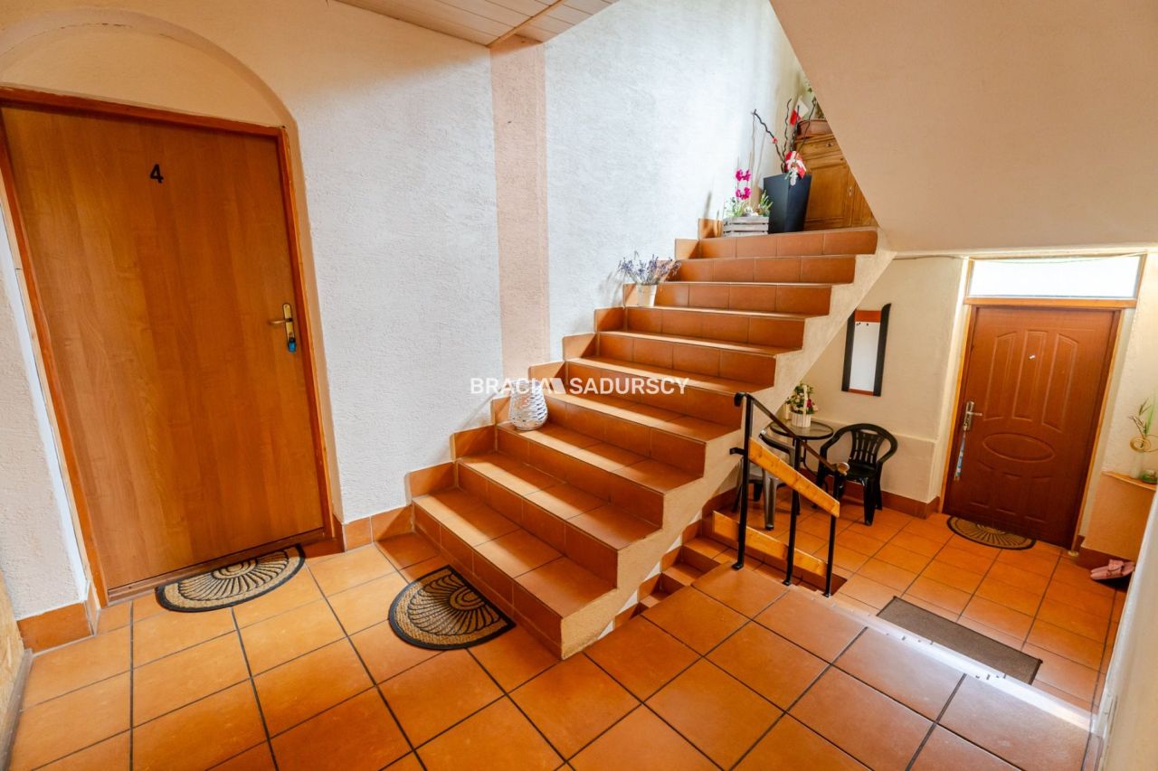 budynek wielorodzinny, 14 pokoi Powroźnik, ul. Cicha. Zdjęcie 10