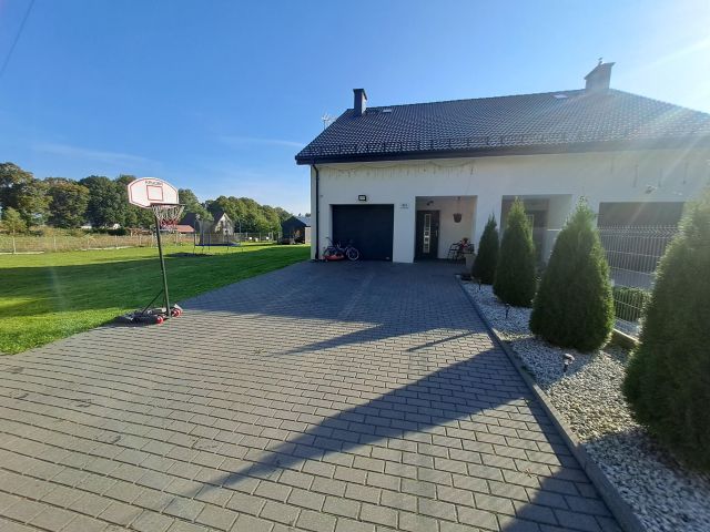 bliźniak, 4 pokoje Kołczygłowy, ul. Józefa Piłsudskiego. Zdjęcie 1