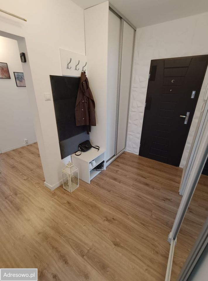 Mieszkanie 4-pokojowe Głogów, ul. Królewska. Zdjęcie 2