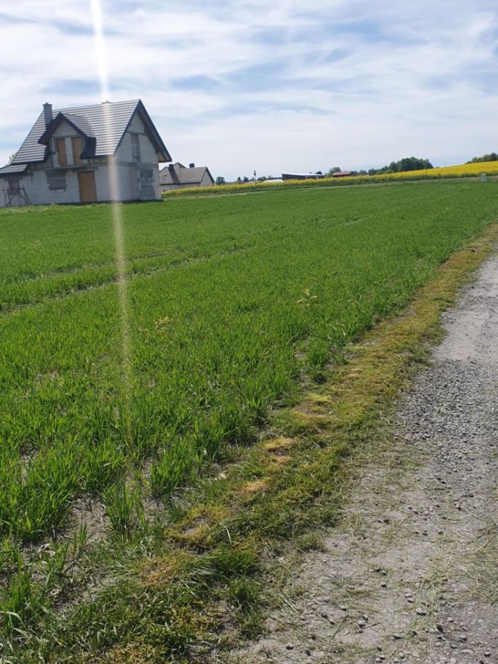 Działka budowlana Uher