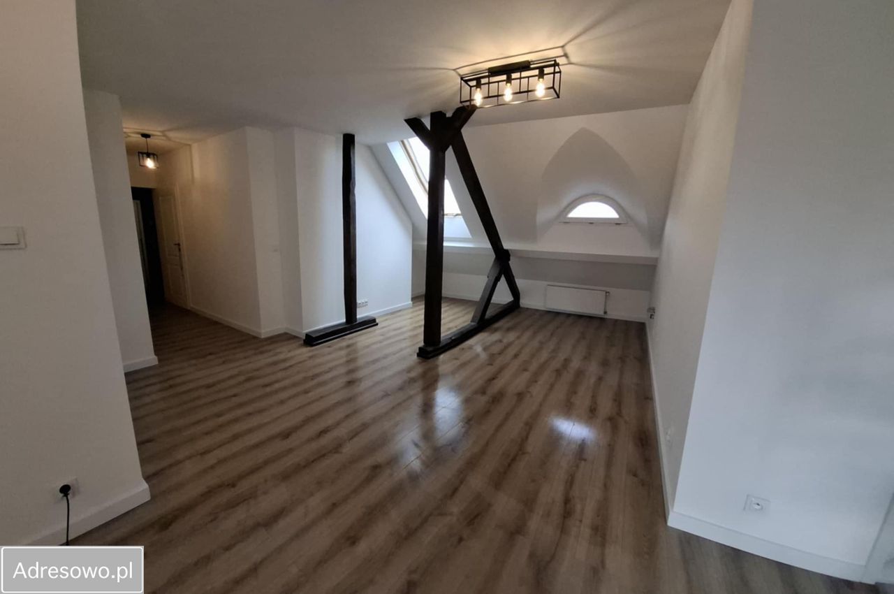 Mieszkanie 3-pokojowe Opole Śródmieście, ul. 1 Maja. Zdjęcie 8