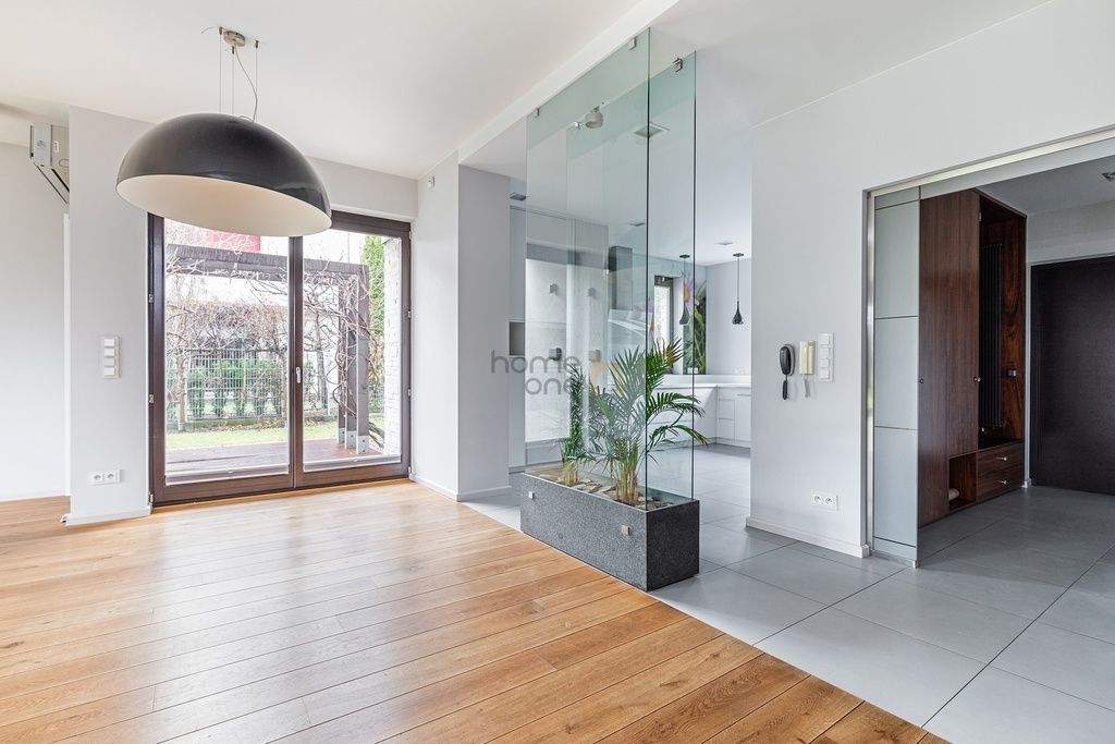 bliźniak, 6 pokoi Konstancin-Jeziorna. Zdjęcie 4