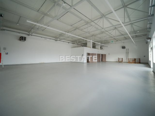 Hala/magazyn Radomyśl Wielki, ul. Piłsudskiego. Zdjęcie 8