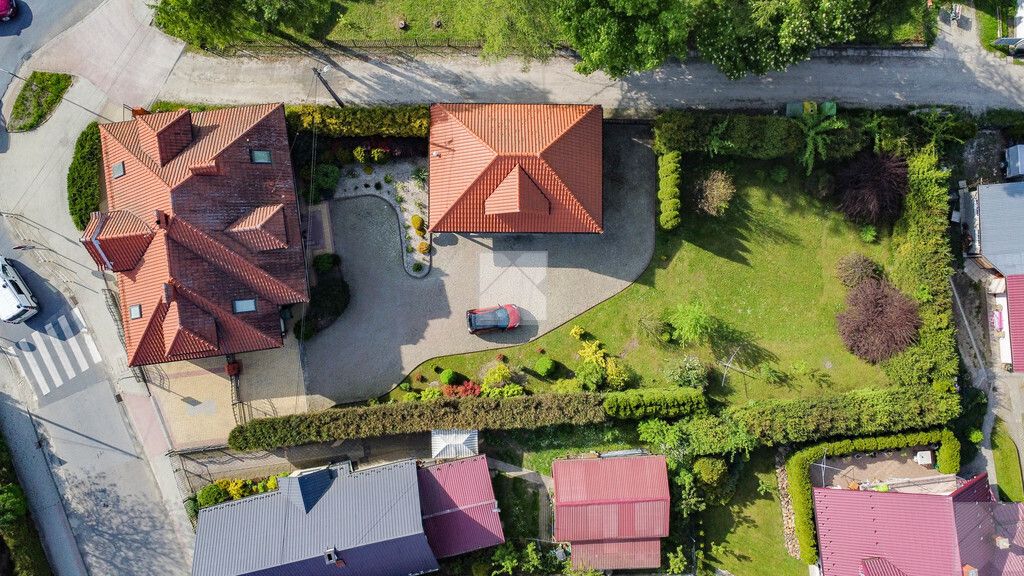 dom wolnostojący, 7 pokoi Lesko, ul. Kościuszki. Zdjęcie 4