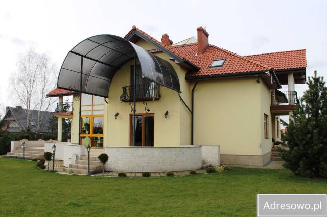 dom wolnostojący, 10 pokoi Stare Opole, ul. Osiedlowa. Zdjęcie 1
