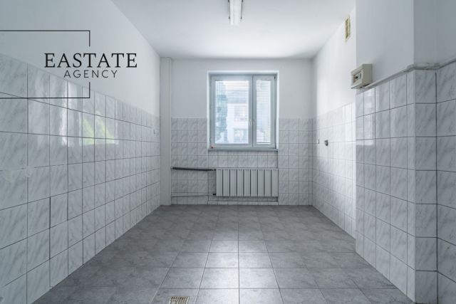 dom wolnostojący, 11 pokoi Rumia, ul. Oliwska. Zdjęcie 16