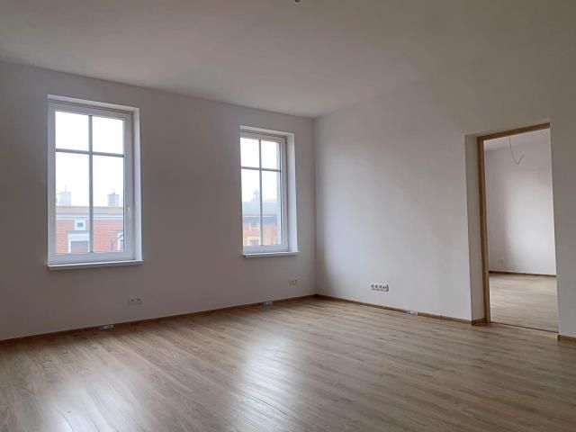 Mieszkanie 2-pokojowe Piekary Śląskie Centrum, ul. Prymasa Stefana Wyszyńskiego. Zdjęcie 3