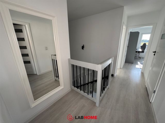 bliźniak, 4 pokoje Lubliniec. Zdjęcie 8