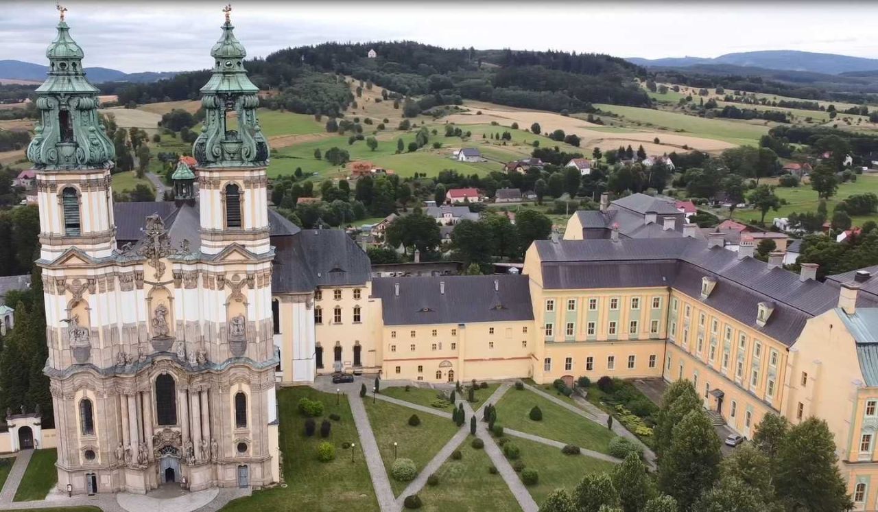 Działka budowlana Krzeszów. Zdjęcie 3