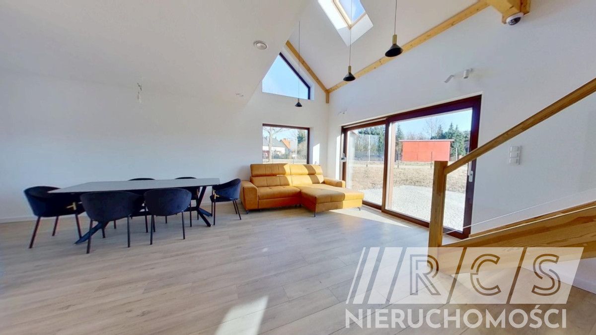 dom wolnostojący, 5 pokoi Krzeptów, ul. Topolowa. Zdjęcie 2