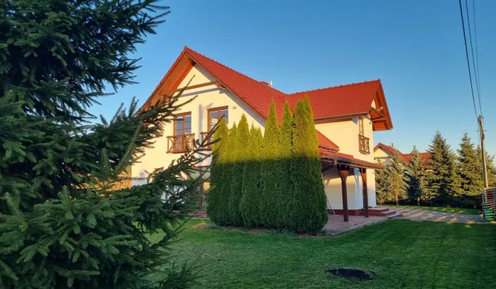 dom wolnostojący, 5 pokoi Cianowice, ul. Stawowa