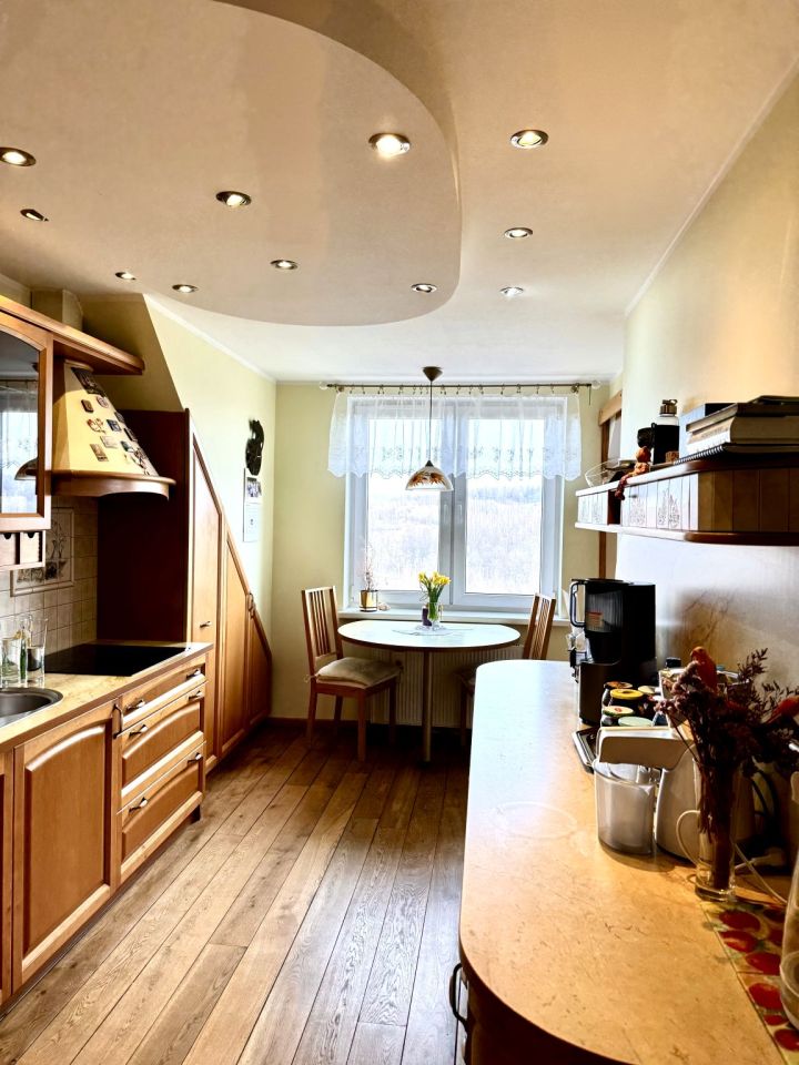 Mieszkanie 4-pokojowe Wałbrzych Piaskowa Góra, ul. Odlewnicza. Zdjęcie 12