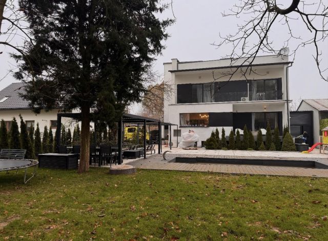 dom wolnostojący, 7 pokoi Krzeszowice. Zdjęcie 2