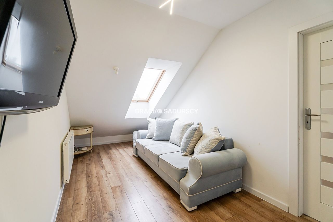 Mieszkanie 4-pokojowe Kraków Swoszowice, ul. Leona Petrażyckiego. Zdjęcie 13