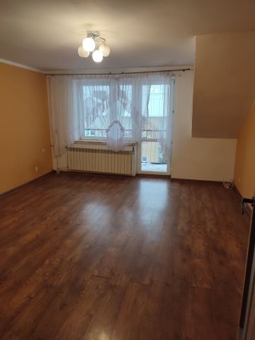 Mieszkanie 3-pokojowe Przerośl. Zdjęcie 1