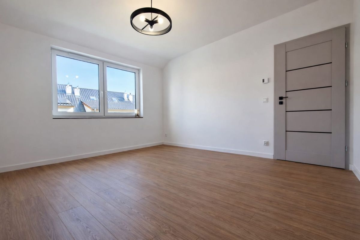 Mieszkanie 3-pokojowe Jelenia Góra Zabobrze, ul. Witolda Lutosławskiego. Zdjęcie 17