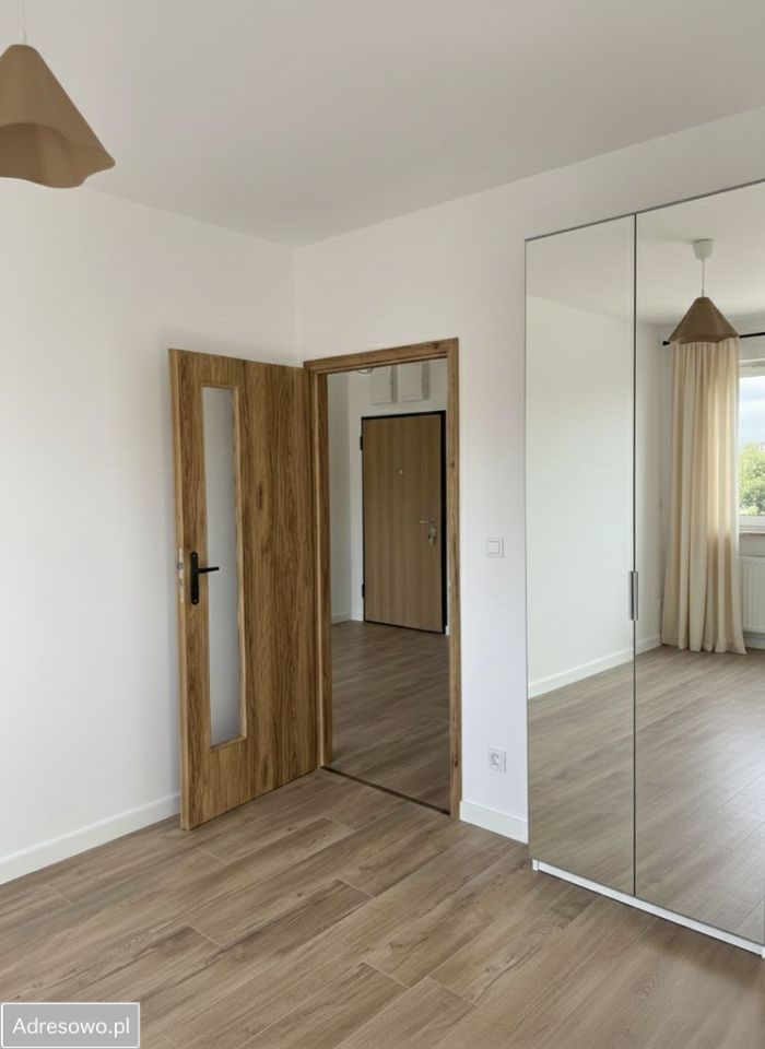 Mieszkanie 2-pokojowe Poznań Podolany, ul. Jasielska. Zdjęcie 2