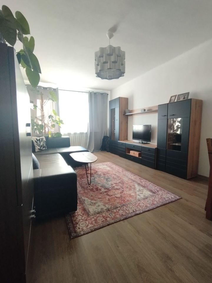 Mieszkanie 2-pokojowe Prudnik, ul. Kardynała Stefana Wyszyńskiego. Zdjęcie 3