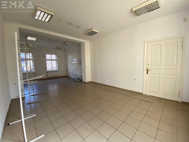 kamienica, 10 pokoi Więcbork, ul. Plac Jana Pawła II. Zdjęcie 27