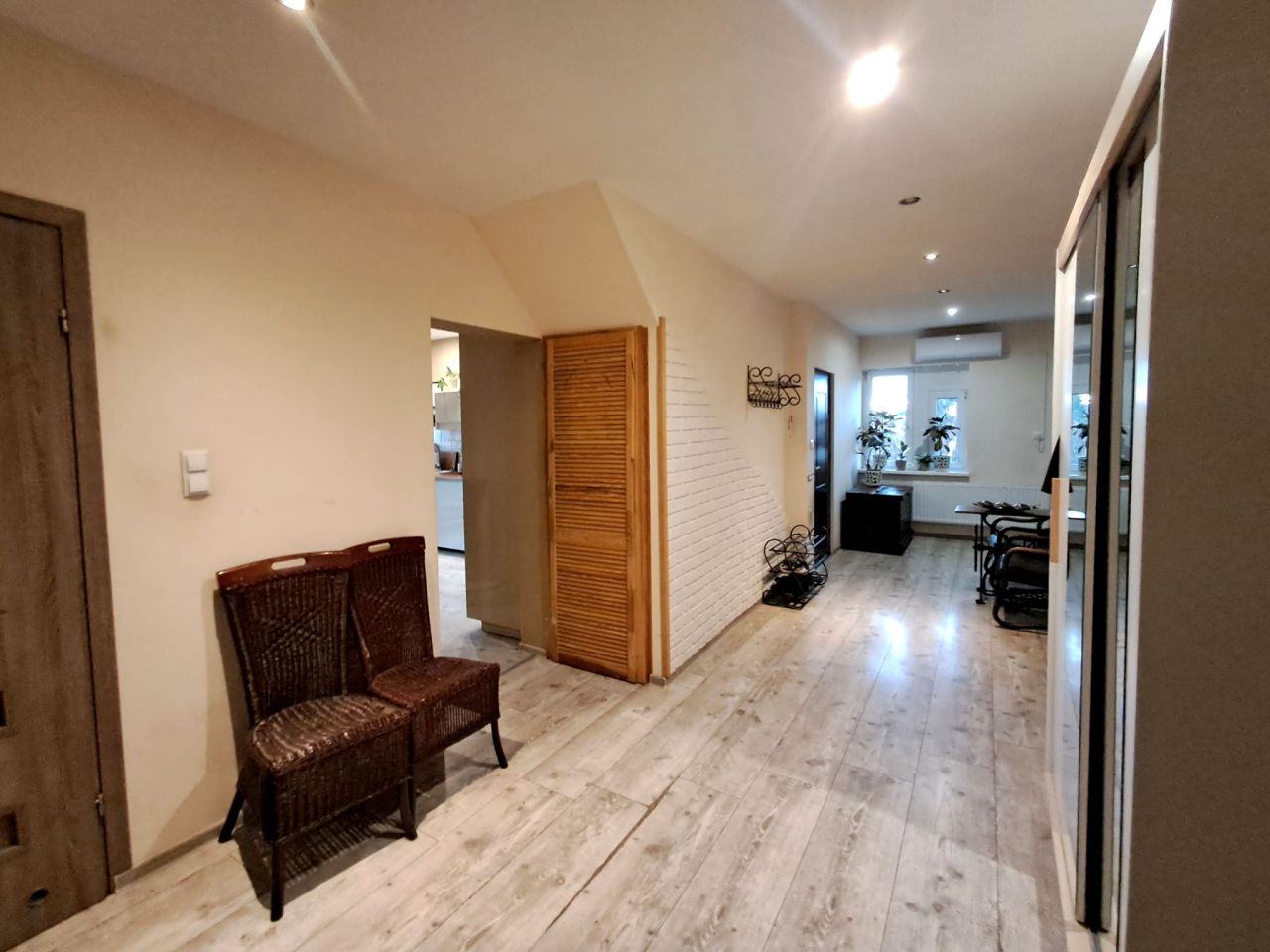 Mieszkanie 5-pokojowe Jawor. Zdjęcie 6