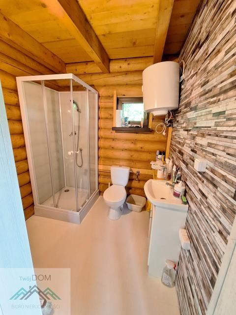 dom wolnostojący, 2 pokoje Klucze. Zdjęcie 12